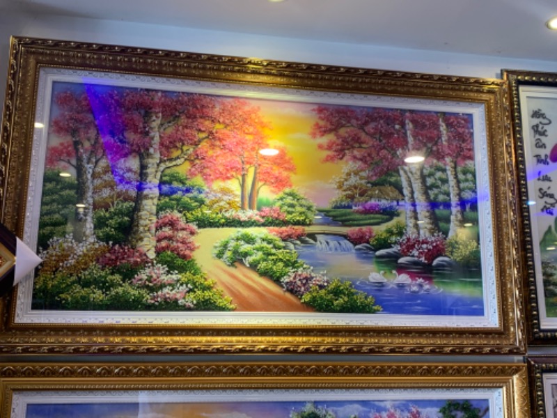 Tranh đá cây lá đỏ